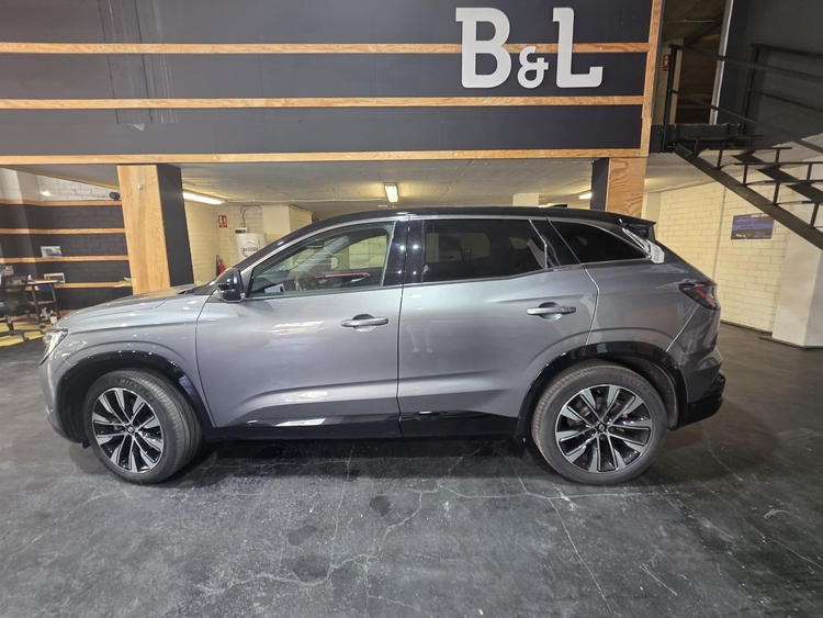 Renault Austral TECHNO E TECH FULL HYBRID 200CV foto 2
